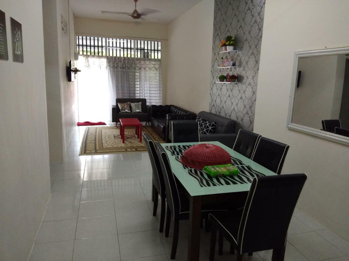 Zah'Ra Homestay 瓜拉立卑 外观 照片