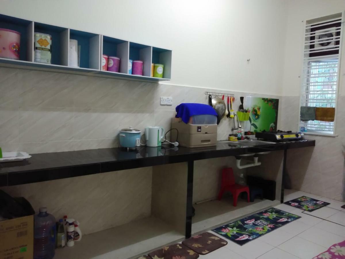 Zah'Ra Homestay 瓜拉立卑 外观 照片